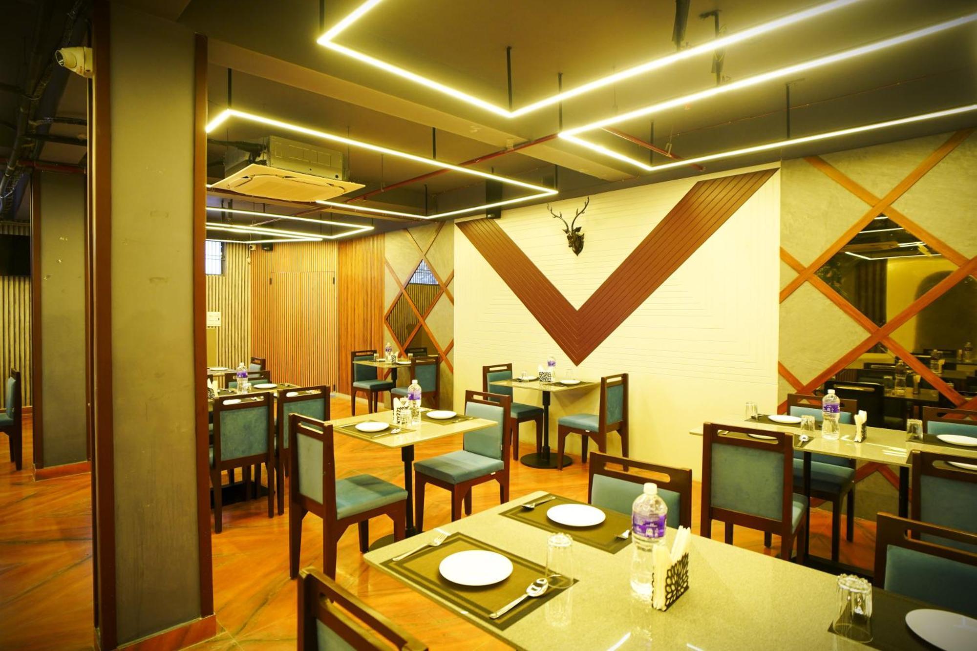 Hotel Rama Gorakhpur Dış mekan fotoğraf